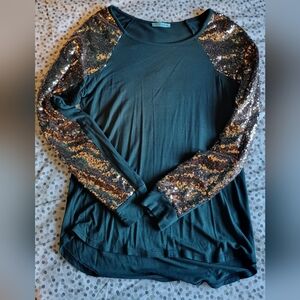 Holiday Christmas party top